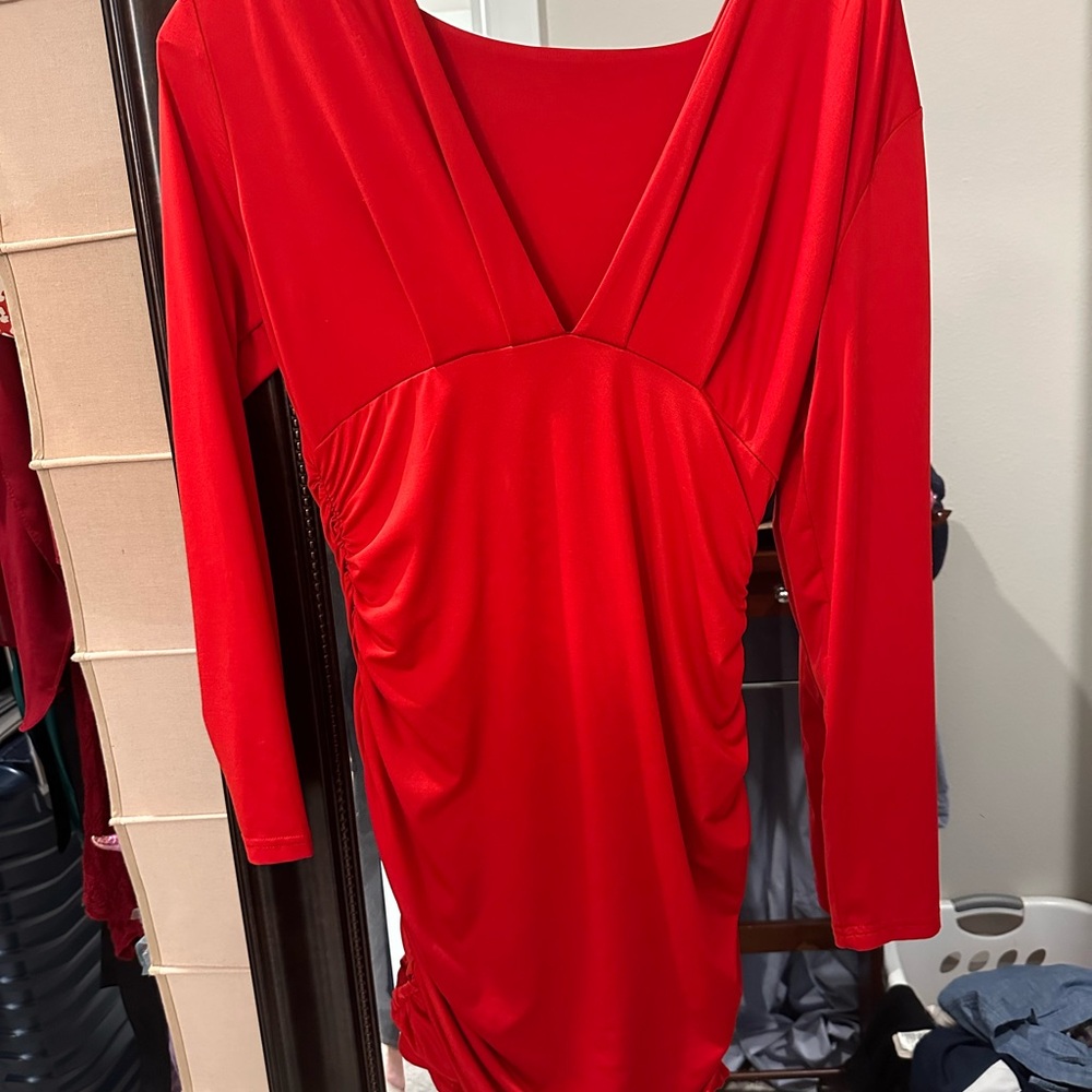 Elegant Amazon Red V-Neck Dress sz m